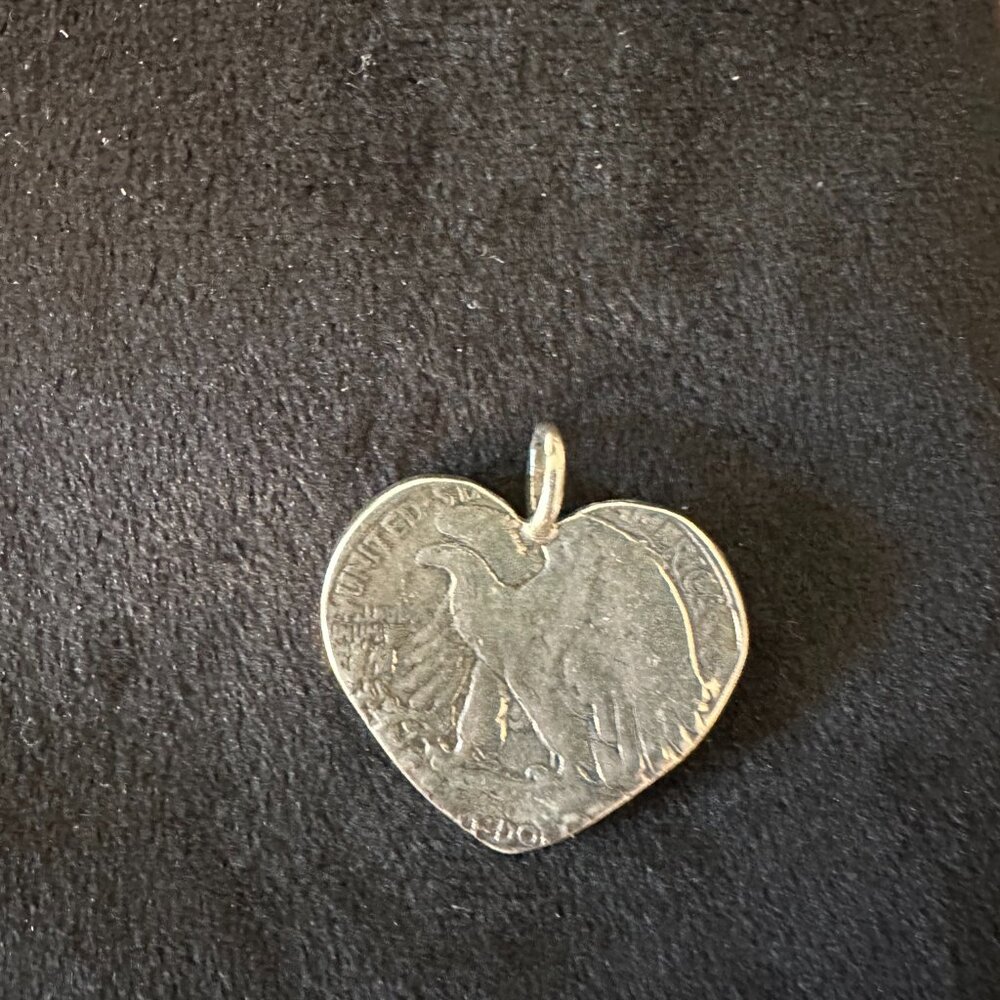 Coin Heart Flower Pendant made from Silver US Half Dollar Coin Money - Picture 2 of 3